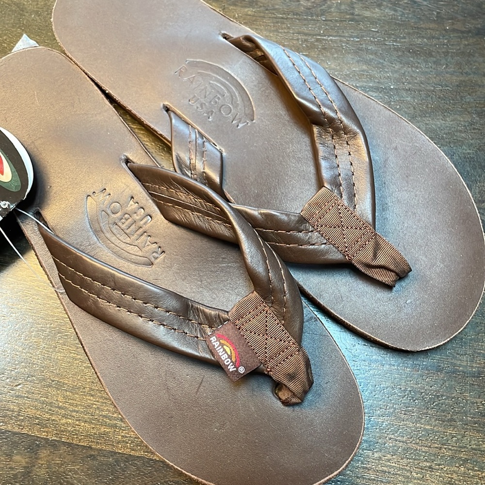 Rainbow wide strap leather flip flops-color is mocha - Picture 2 of 5